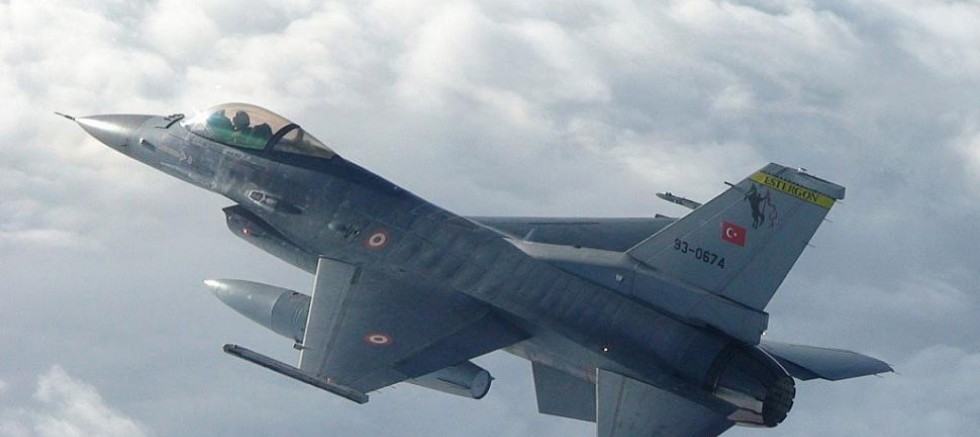 Nevşehir'de F-16 düştü