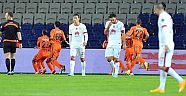 Galatasaray 4'e Alıştı